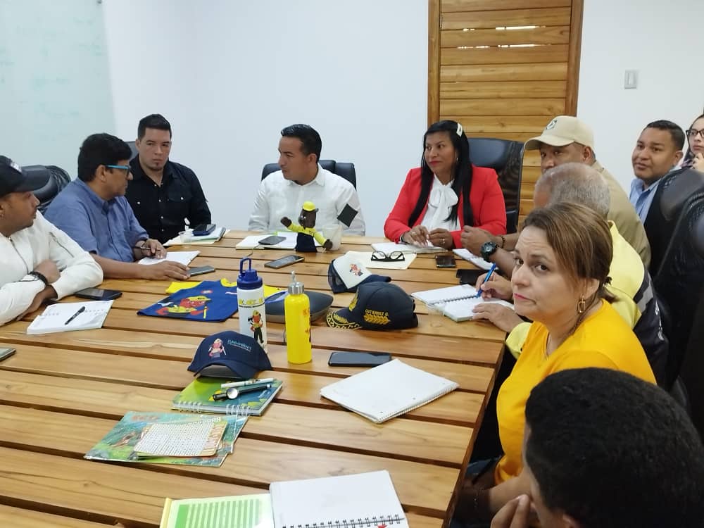 Jesusmendez71's tweet image. Cumpliendo las instrucciones del Ministro @JosueLorcaV participé en el 6to. Gabinete Forestal, una instancia del #Minec y sus entes adscritos con competencia en materia forestal, en esta oportunidad presenté los avances en materia de educación ambiental.

#IndependenciaDeLaPatria