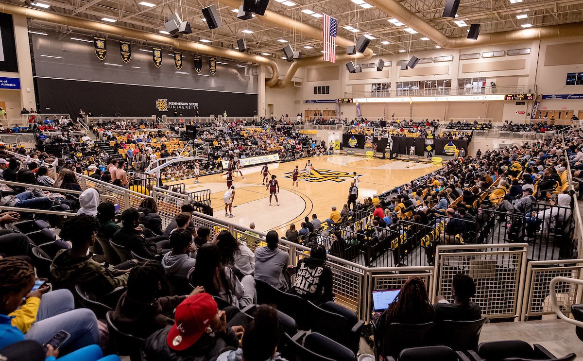 ZachBleshoy's tweet photo. Blessed to receive my first D1 offer from Kennesaw State University @GTScott717 @PopeBasketball https://t.co/NDnYD9HTc4