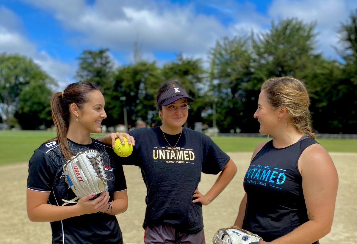 rissmcdowell's tweet photo. Are there any recently graduated Softball players that are wanting to keep playing and play in New Zealand? 🥎

Travel NZ, play ball, meet new friends? 

Let me know if you want to know more!! https://t.co/JLOwMIg3DW