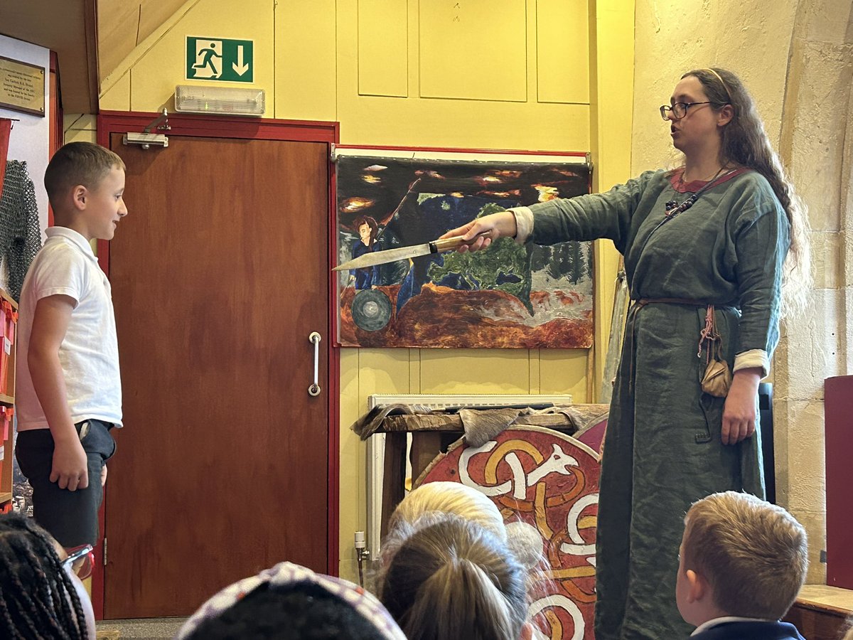 HallPeel's tweet image. We have had the best day at JORVIK and got to see and learn lots. We even got to see some real Viking weapons ans some got to hold them!