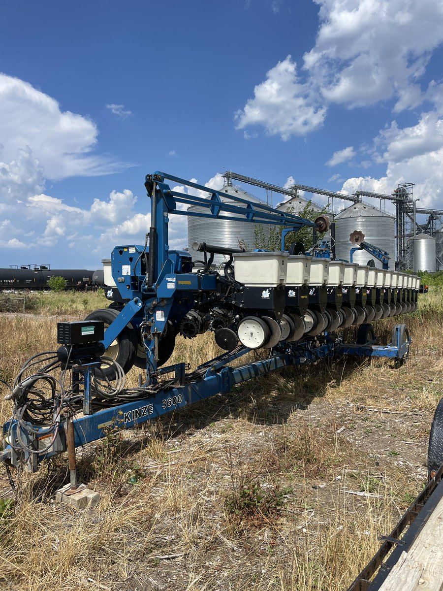 gavin_spoor's tweet photo. #AgTwitter for sale

2600- 16/31, cleansweep on corn rows. PP corn and bean brush meters, Gauge wheel kits. Furrow cruisers. 
$32k

3600 - 16/31 cleansweep on corn rows, PP downforce on corn rows. PP Vacuum meters and electric shutoffs. Comes with gen 3 20/20
 $55k

573-253-1459 https://t.co/nssyZOAd5a