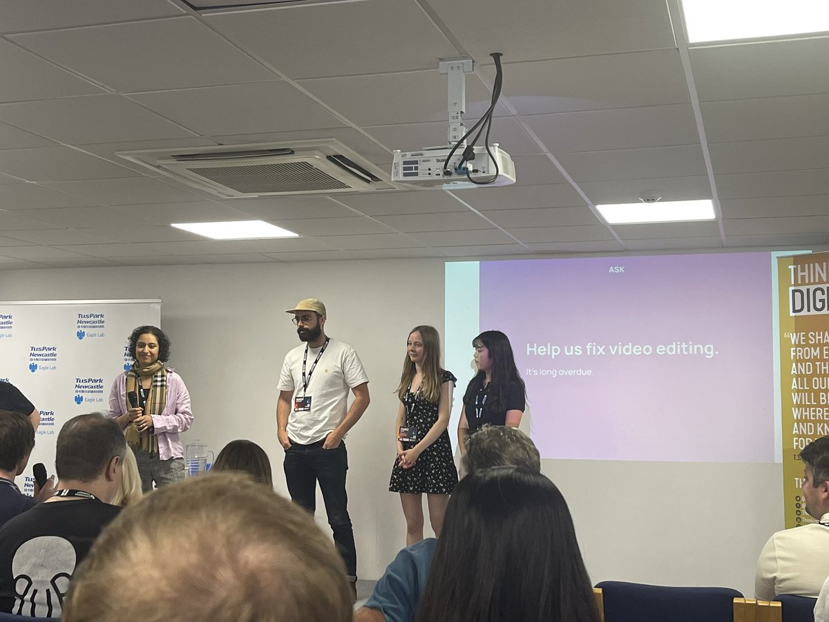 Awesome start to #TDC23 this afternoon listening and seeing 11 awesome start ups pitch at #TDCstartup competition <a href="/XRTherapeutics/">XR Therapeutics</a> <a href="/NanoveryLtd/">Nanovery</a> @insightano <a href="/TryVibbl/">Vibbl</a> @thesmartcontainer <a href="/StanLabHQ/">StanLab</a> <a href="/heyfoodisready/">Hey! Food is Ready</a>