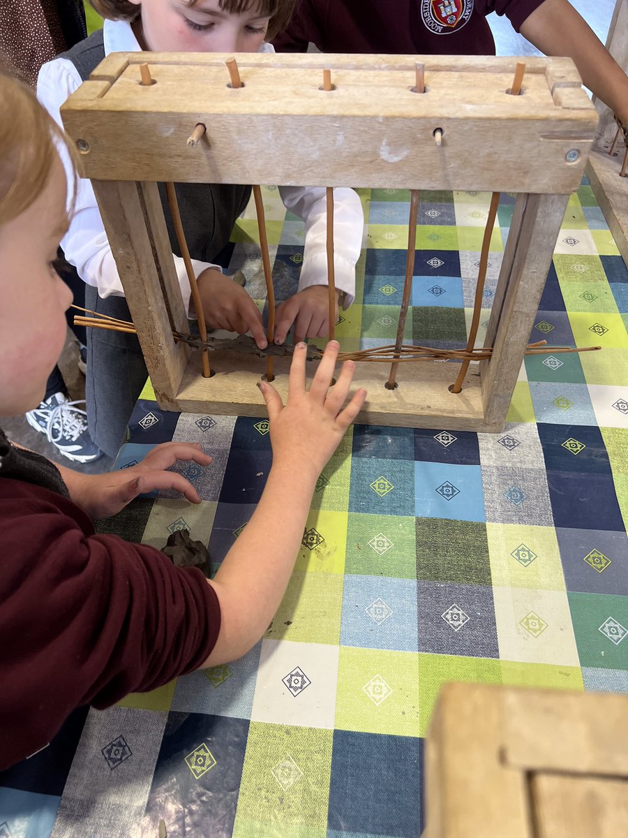 MrsEmmaThompson's tweet photo. While we were at Staircase House, Year 2 also had the opportunity to have a go at wattle and daub for themselves, bringing their history knowledge to life 🔥 #MoorsidePAHistory #MoorsidePersonalDevelopment https://t.co/WrUJnjHSCM