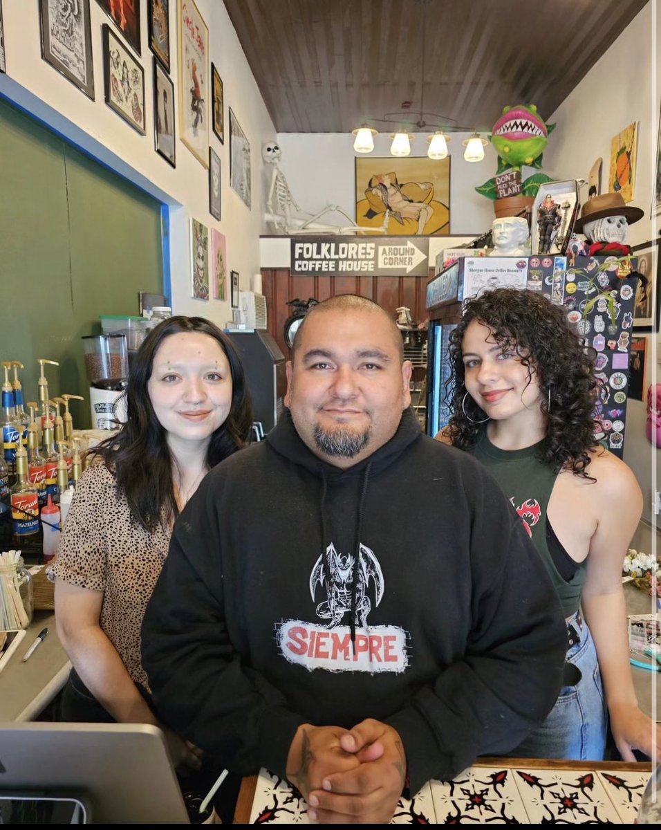joesmokes79's tweet photo. Thank you for the love @SouthsideSATX #coffeefestival #sanantoniocoffeefestival #sanantoniocoffee #punkcoffee #punkcoffeeshop
#coffeetime #coffeegeek #coffeefest #coffeeshopvibes #visitsanantonio #culturemapsa #coffeefestshow #folklorescoffeehouse https://t.co/1JO54Eb7T1