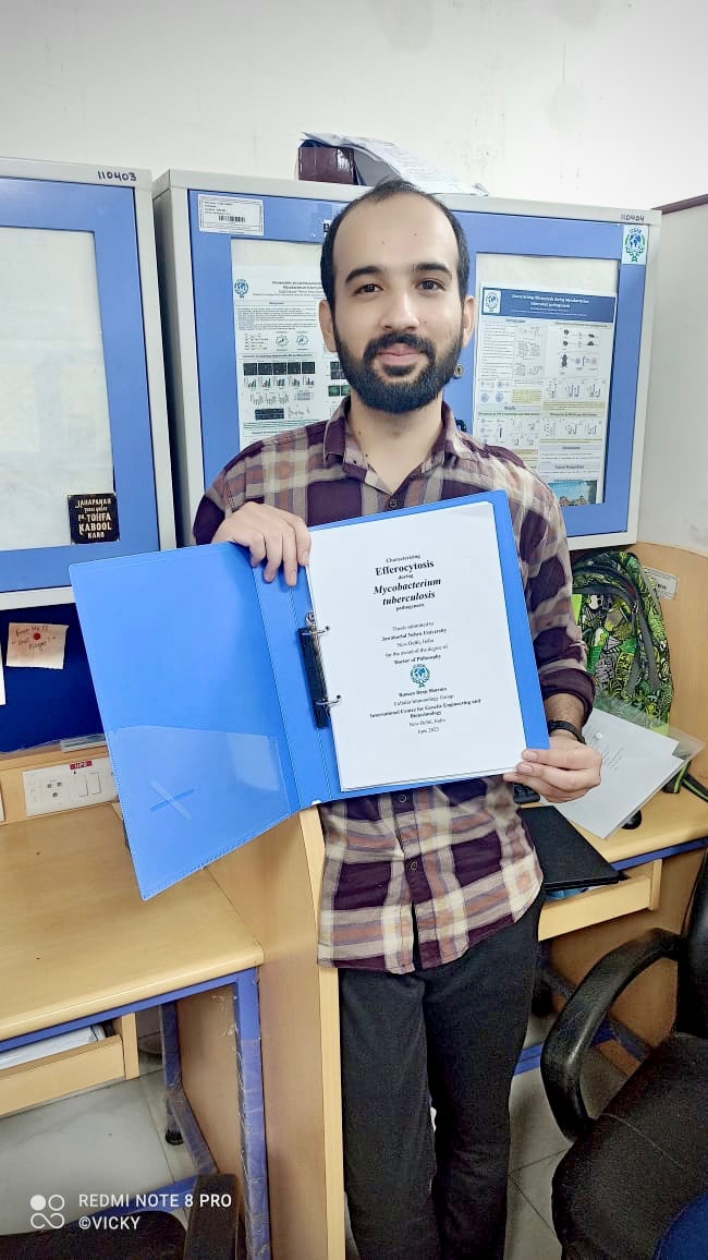 Raman_D_Sharma's tweet image. 🥳Finally submitted my thesis entitled “Characterizing efferocytosis during Mycobacterium tuberculosis pathogenesis”. 🎊
Thank you @ICGEBNewDelhi for this learning experience.👏🏻
👨🏻‍🔬 still a long way to go 🙇🏻

#Efferocytosis #PhD #PhDSubmitted