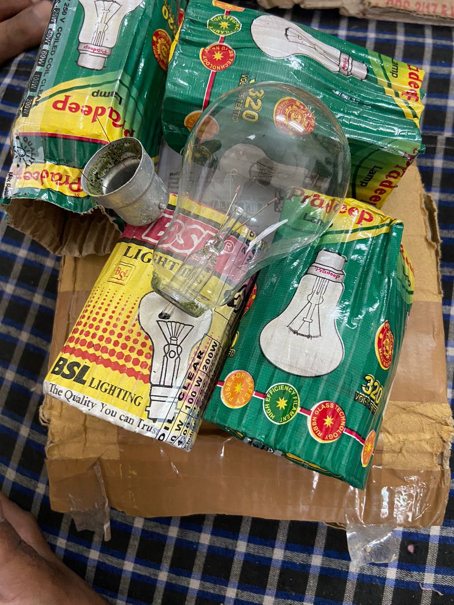 Secularbharat1's tweet photo. @Meesho_Official @meesho_support @meeshotech @shadowfax_in 
I am get rid of these tempered returns. Idk who is doing this I’m totally in loss. Someone is ordering my products and change with another tempered item. 
Please take strict action against them. https://t.co/ETRlbOh0bS