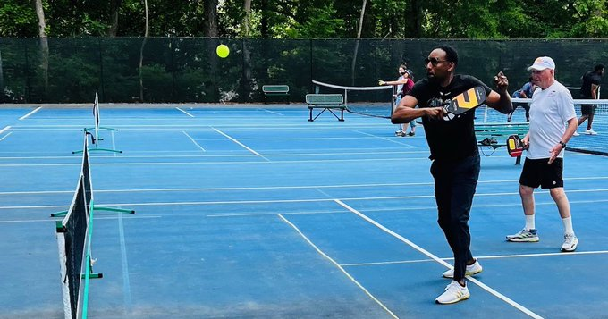 atlcouncil's tweet photo. 📰"It’s very clear when you play that it’s intergenerational — you can be younger and older and be on the same court and have fun." - Atlanta City Council President @DougShipmanATL 

Pickleball players lobby Atlanta city officials for their own courts https://t.co/FzMORnrKu1 https://t.co/w03CmfgMVU