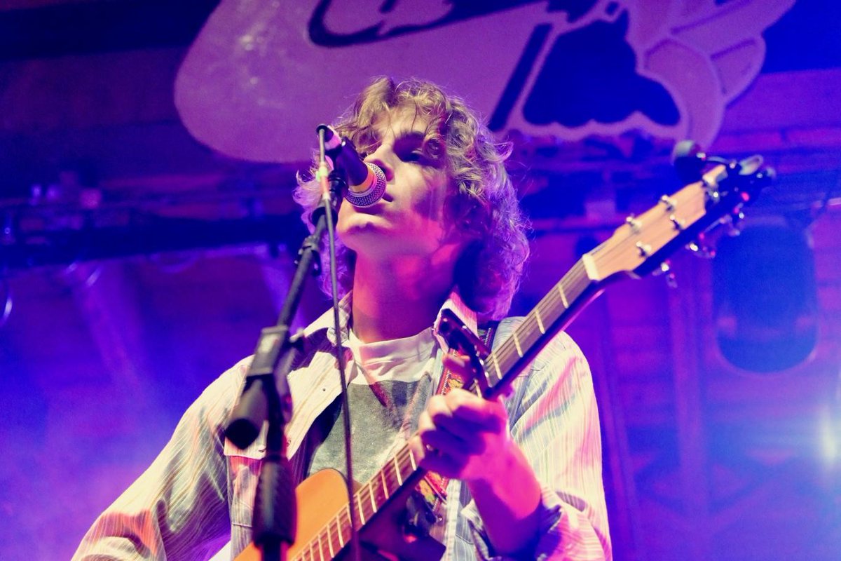 KillingtonMtn's tweet photo. Head up to the next Cooler in The Mountains free concert this Saturday to jam with Hans Williams, one of Vermont's most talented up-and-coming singer-songwriters.
@KonaBigWave
#Killington #Beast365 #CoolerInTheMountains #LiquidAloha #OneLifeRight https://t.co/WvjOXk1UrQ