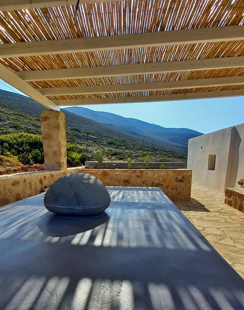 AnitaKythira's tweet image. Coming soon! Renovated Beach House for rent #Diakofti #Kythira #agreekisland #XenonasFoskeChoros