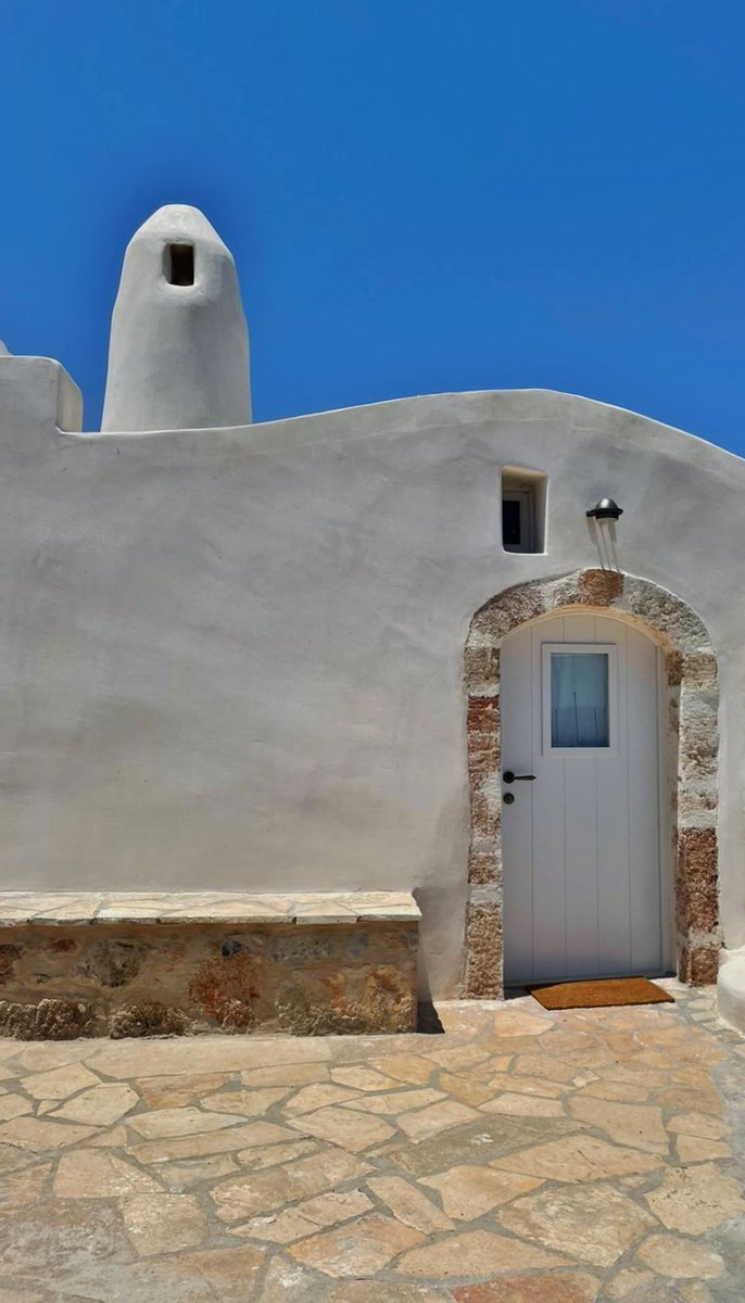 AnitaKythira's tweet image. Coming soon! Renovated Beach House for rent #Diakofti #Kythira #agreekisland #XenonasFoskeChoros