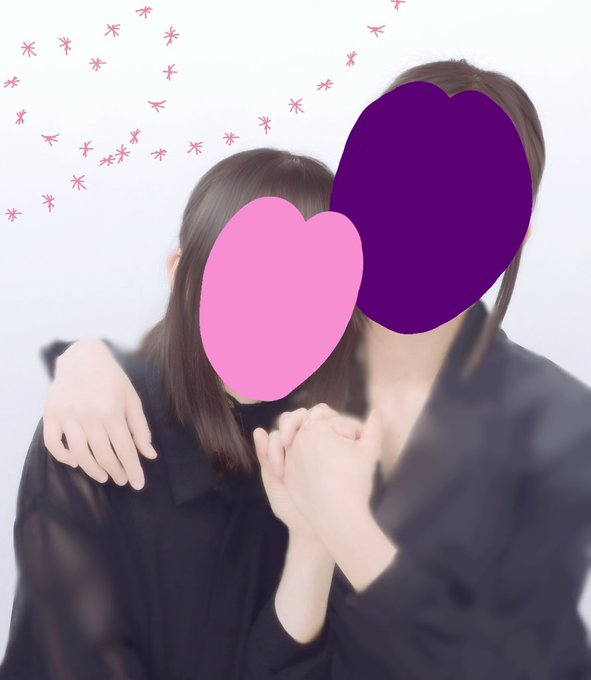 黒い服コーデ🖤 #sonosaku　#苑桜 &larr;桜乃ちゃん　苑乃ちゃん&rarr; https://t.co/EGRnTqInDl<a href="/tag/sonosaku"class="tags">#sonosaku</a><a href="/tag/%E8%8B%91%E6%A1%9C"class="tags">#苑桜</a>
