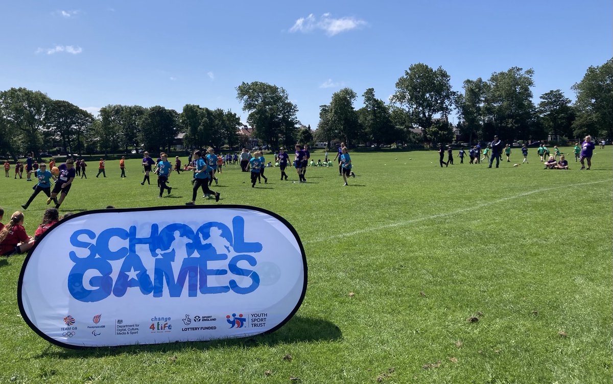 Fantastic day for Rugby ⁦@LancSchoolGames⁩ sponsored brilliantly as always by ⁦@SPARintheUK⁩. Big thanks to ⁦@FyldeRugbyFdn⁩ for representing & running a fabulous fun festival 👏🏉