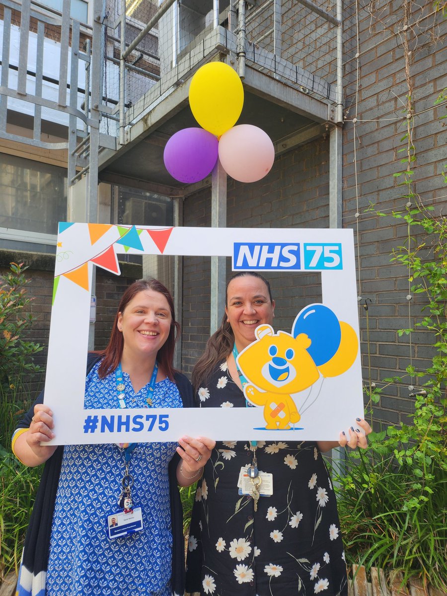 CLR82's tweet image. Happy 75th Birthday to the NHS! 🎂 @SheffChildrens @picklepie19 @Artfelt_Sheff
