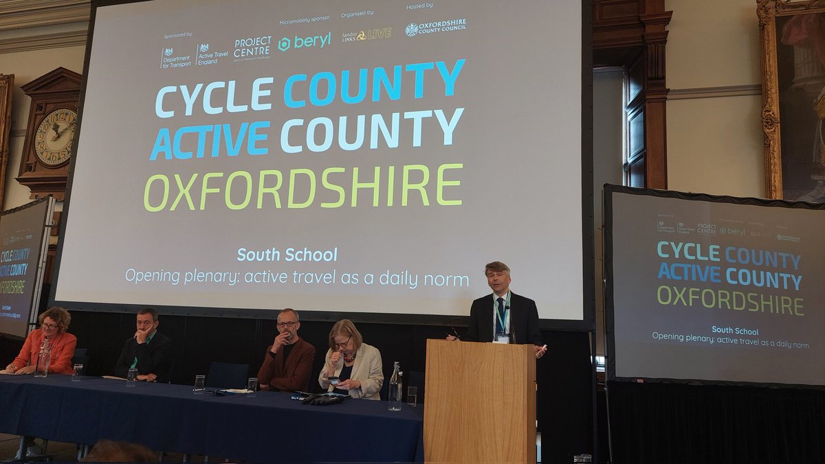 OxonCyclingNet's tweet image. The UK's leading #ActiveTravel conference, #CycleCounty2023 starts with @AndrewGant3 talking about the health and freedom benefits of active travel, and how @OxfordshireCC is working to make it the norm for short journeys. 
@TransportXtra @landor_links @LTTmagazine
