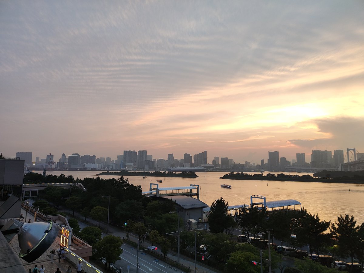 _bharatht's tweet photo. Goodbye Japan! 🇯🇵 This trip has been a true turning point in my life. Witnessing the well-disciplined, polite, and minimalistic lifestyle of the people here has given me a whole new perspective on life. Thank you for the invaluable lessons! #JapanTrip #LifeChanging https://t.co/te6HR4xDQD