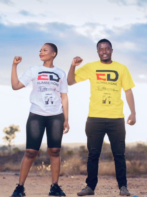 Eddie_Gore1's tweet photo. #EDNumberOne

Chakabatwa kuti Dzviii
@Mug2155 @VulindlelaNdab2 @mela_pam5 @DoormanMillice1 @zanupf_patriots @ChimhamhaZw @NNehoreka https://t.co/c70dgaPAAh