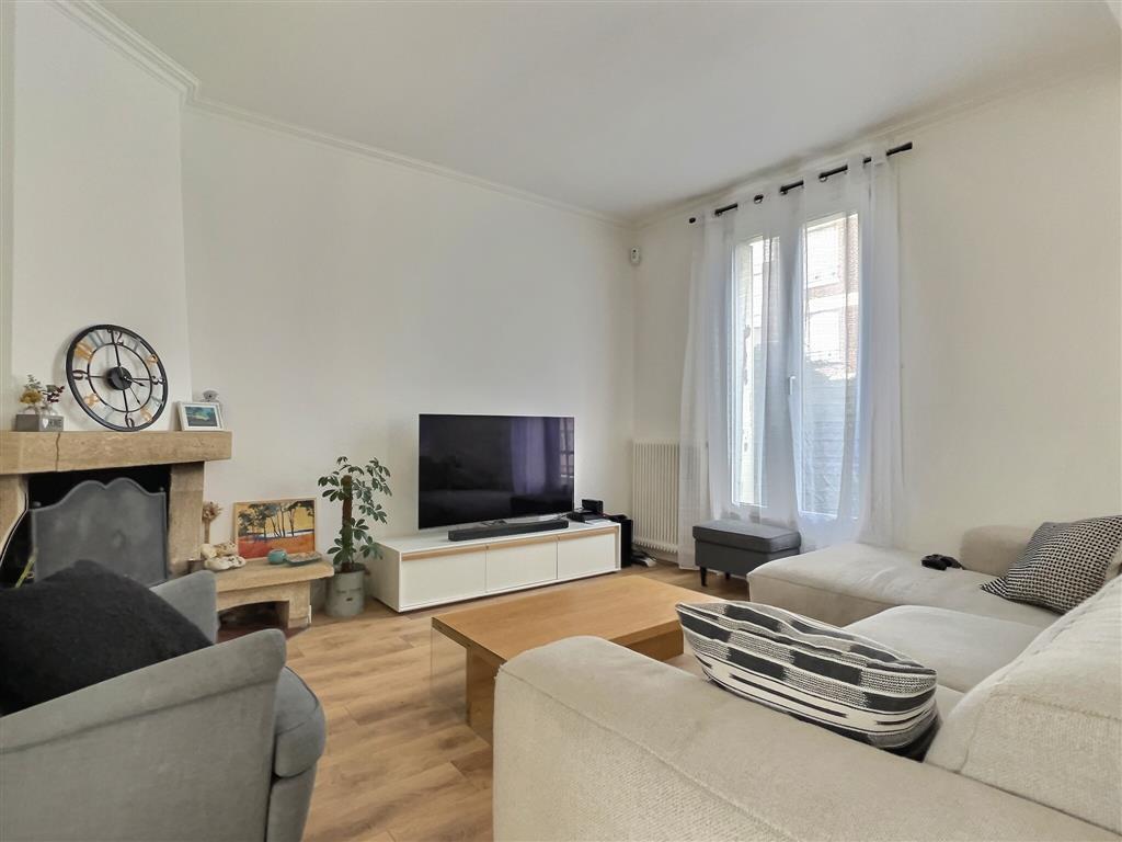 AllouxChristop1's tweet photo. À vendre | Saint maur des fosses 🗺️

Agentys la Varenne, votre partenaire immobilier, vous présente en exclusivité cette belle #maison rénovée (electricité aux normes, plomberie, rafraichissement total) de 95m², offrant d'agréables espaces (...) https://t.co/X1bE34r2nM https://t.co/01EFDvnSyh