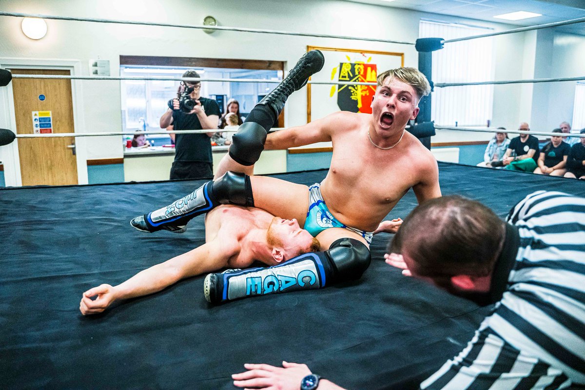 Stu_PWRef's tweet photo. Action Shots from Pro Wrestling Karnage: Homecoming 

18th June 2023

Part 2 Featuring: 
#LeonCage vs @alexvaughanpw 
@jamesellispw vs @MartynGrant88 

Credits: 
📷 @blue_radical 
@PWKarnage https://t.co/FWqH9mGqwb