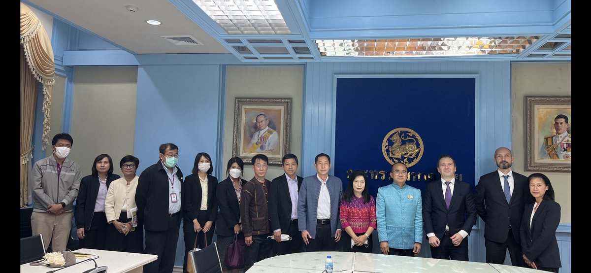 DKAMBinThailand's tweet photo. Denmark wants to help Thailand meet the Bangkok goals and 🇹🇭Bio circular green targets. Today we started the 🇩🇰🇹🇭 Strategic Sector Cooperation on circular economy and waste with a constructive discussion with Dep. Perm. Sec. Somkid Chanthamaruk and the 🇹🇭 Ministry of Interior.🙏 https://t.co/DBL8nWSAVT
