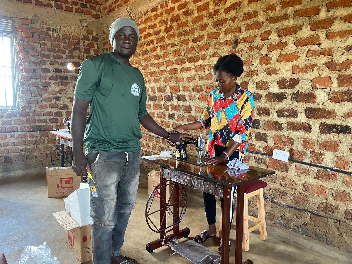 SEETGF's tweet photo. Special thanks to The Hilden Charitable Fund for awarding us the funds to purchase these training materials! 

As we work towards economically empowering teenage mothers in Luuka District, we believe that technical skills like tailoring will help them be able to attain that goal. https://t.co/Afj0haG9Nt
