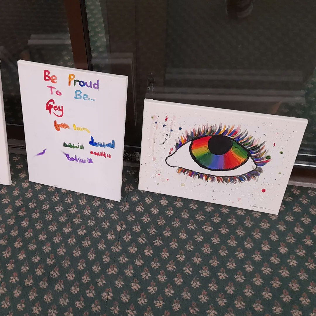 BromsgroveHub's tweet photo. We've been making some signs for @bromsgrovepride this Saturday! Pop along to go see our beautiful work 😁🏳️‍🌈 #youthwork #LGBTQ #Bromsgrove #bromsgrovepride #creative https://t.co/5BG1EijzRJ