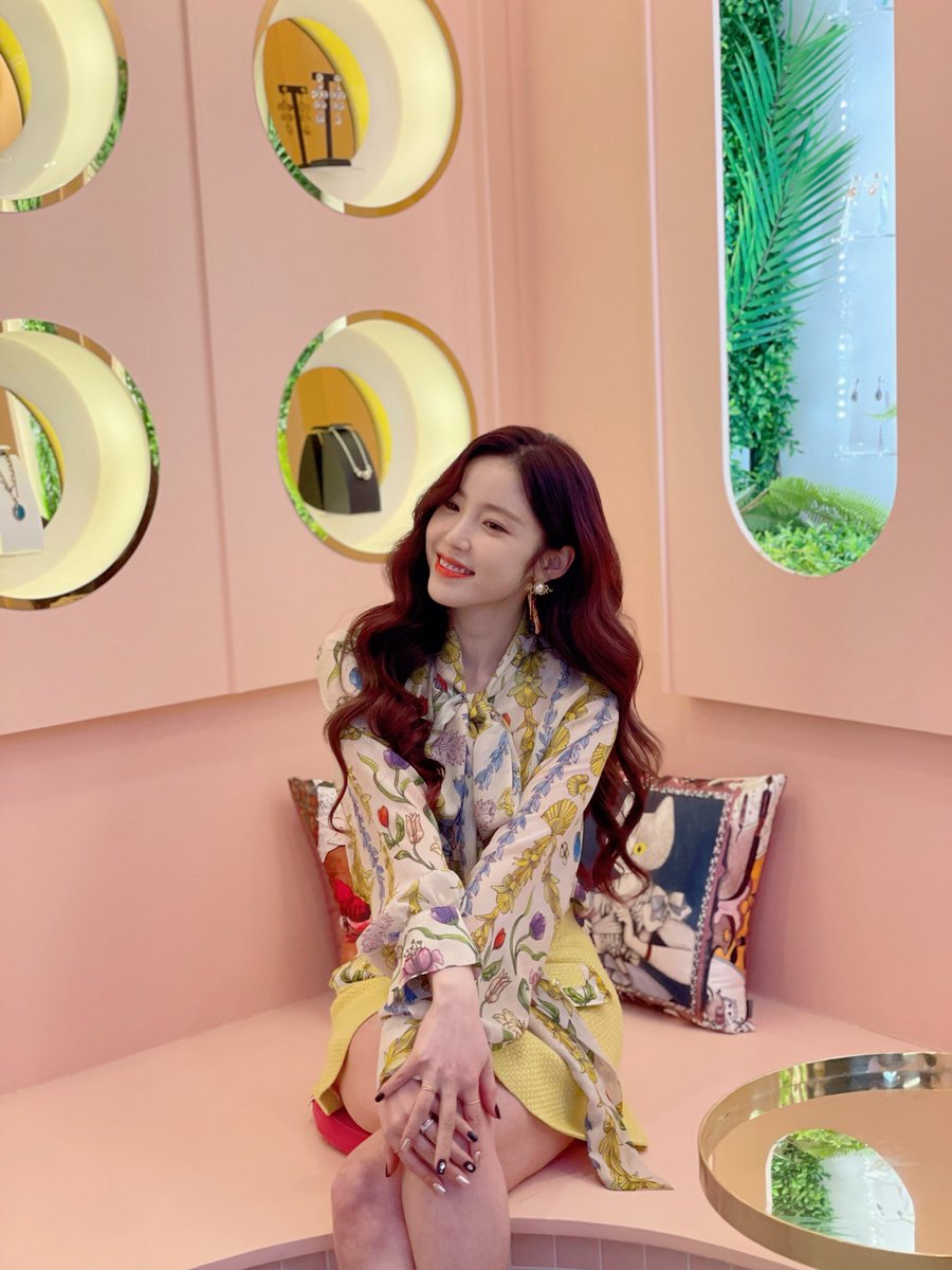 #NETFLIX  #CELEBRITY #셀러브리티 🖤 민혜 🖤