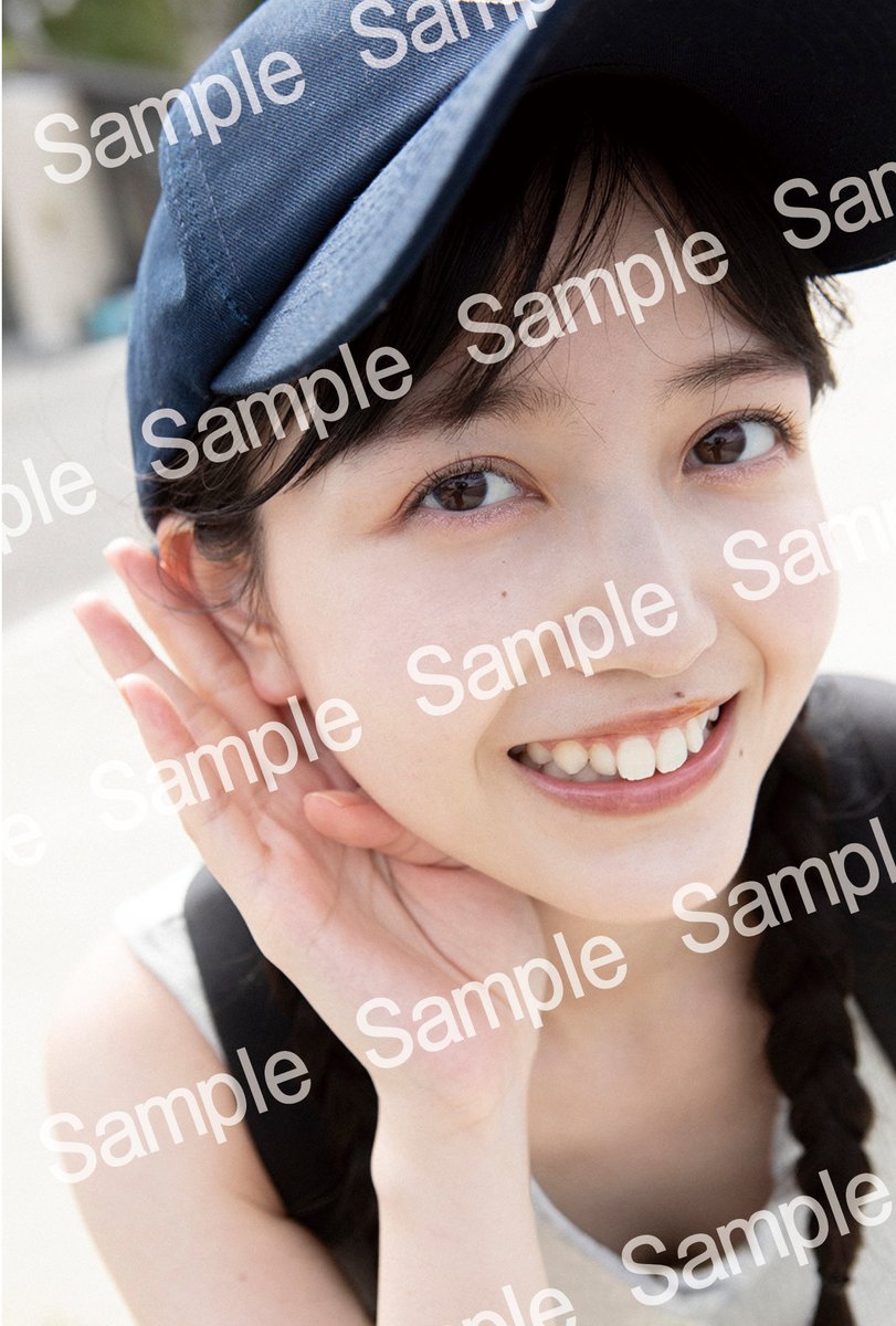 m*n様 乃木フェス 久保史緒里メモリアルキャンバス直筆サイン入り 乃木坂46 久保史緒里 直筆サイン生写真 おまけつき！ - メルカリ