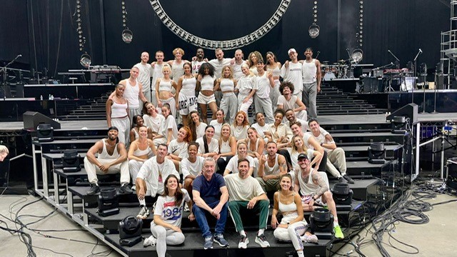 Thank you to everyone who has sent such kind messages about Saturday night #BSTHydePark <a href="/takethat/">Take That</a> I appreciate the hard work that goes into these shows. Thank you to @DawnRamsden and the incredible dancers <a href="/IncArtists/">Incredible Artists</a> - you all totally smashed it!