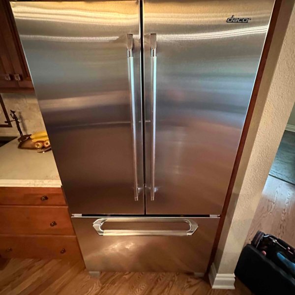 DacorDenver's tweet photo. Worried about a malfunctioning refrigerator? Our repair experts have the expertise to diagnose and fix the issue efficiently. Trust us to restore your appliance's functionality. Don't wait, book an appointment now! #refrigeratorrepair #appliancespecialists #dacorrepair https://t.co/szuixuvAIP