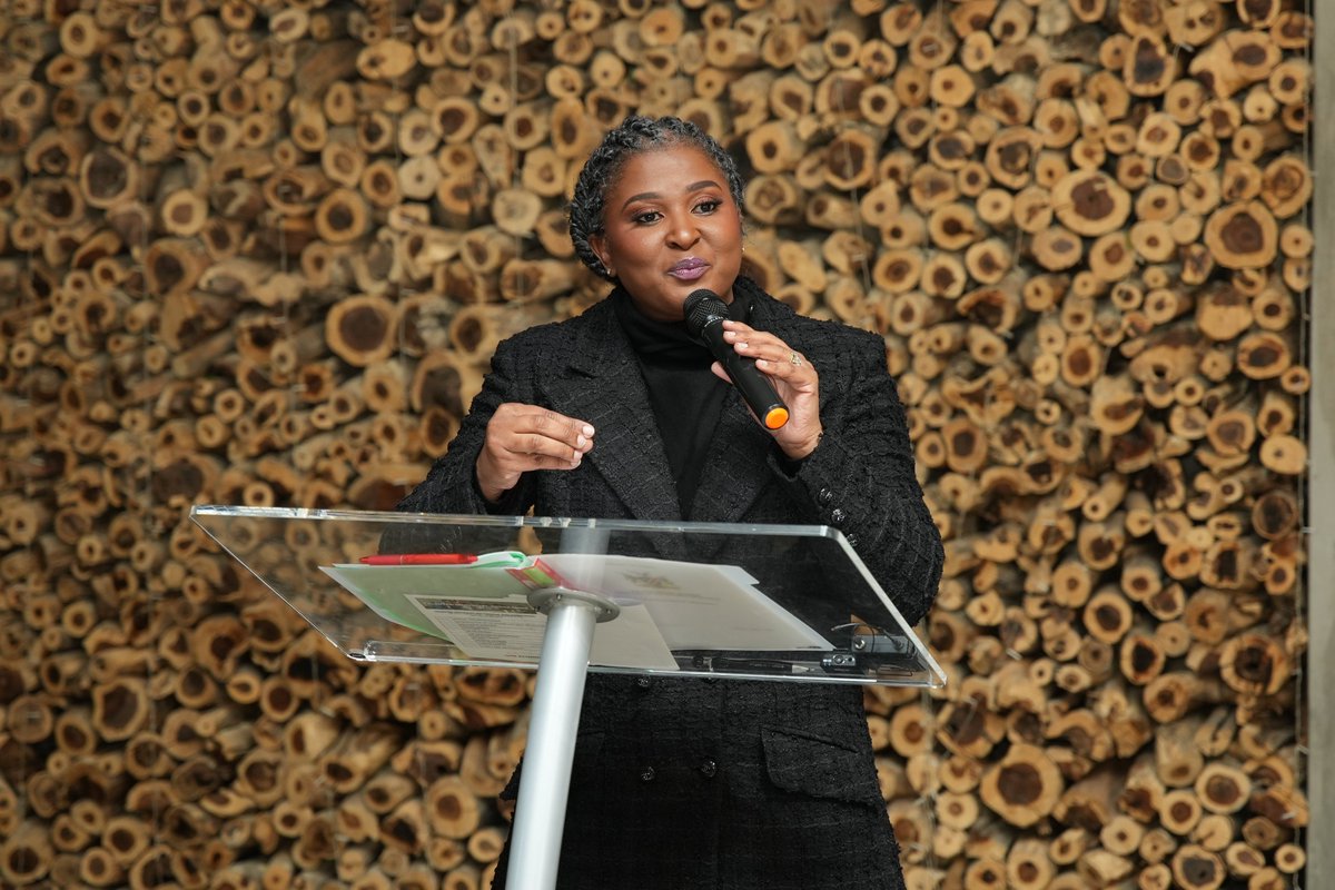 FLON also pointed out that in a fellow's journey, financial support isn't the only success factor. There is a need for a more holistic approach that incorporates psychological support as well as parental involvement.
#TIPorientation2023