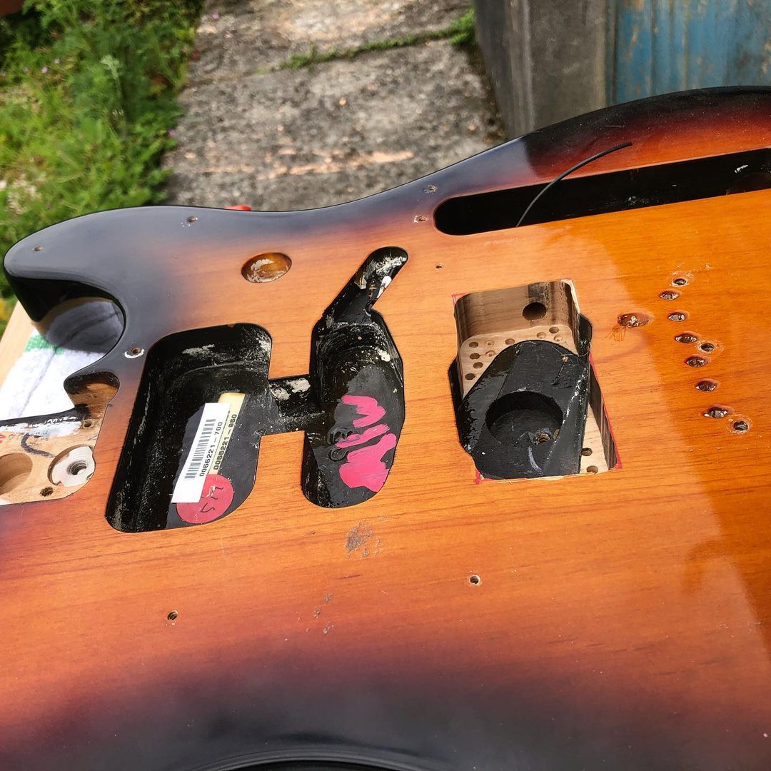 RumbleRepairs's tweet image. #USA Tele. Custom body cut for installation of #LaceSensor #guitarpickups. Careful removal of material to allow #humbucker at the bridge. Fully rewired and a small toggle switch installed for added tones. Going home soon after the setup is finished 💪#guitarmods #guitarshop