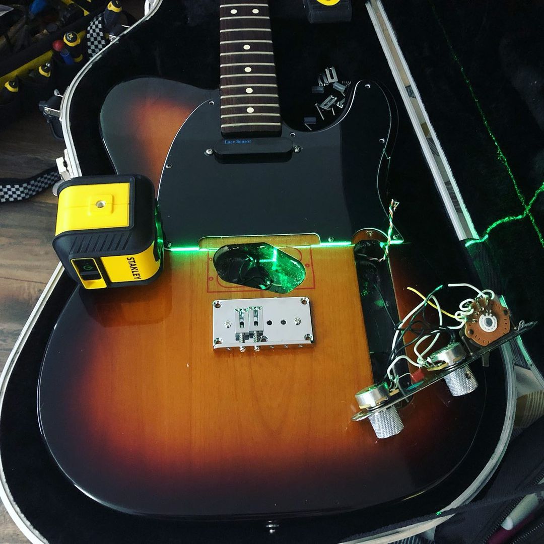 RumbleRepairs's tweet image. #USA Tele. Custom body cut for installation of #LaceSensor #guitarpickups. Careful removal of material to allow #humbucker at the bridge. Fully rewired and a small toggle switch installed for added tones. Going home soon after the setup is finished 💪#guitarmods #guitarshop