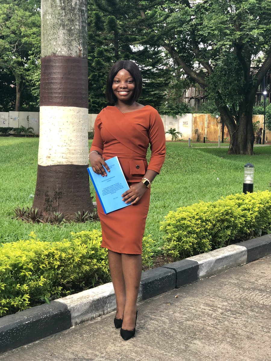FavourPraise_'s tweet photo. “In partial fulfillment of the requirement for the award….” bla bla bla😌

B.A ENGLISH signed, sealed and what’s not to be proud of?😍

An actual intelligent, gorgeous, graduate!👩🏽‍🎓 https://t.co/RFe2nOdMN8