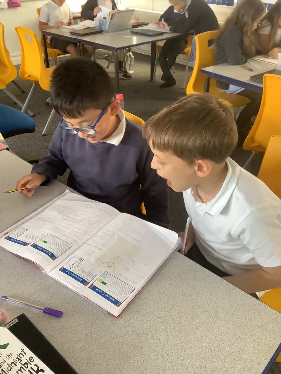 StHelensyear3's tweet photo. After our incredible writing session yesterday, Year 3 focused on peer marking to share and discuss their work. Together they had to spot the features of the writing toolkit and discussed how to improve. @PrincipalSTH @STHAssistantHT @AETAcademies https://t.co/cDbfkaZqq9
