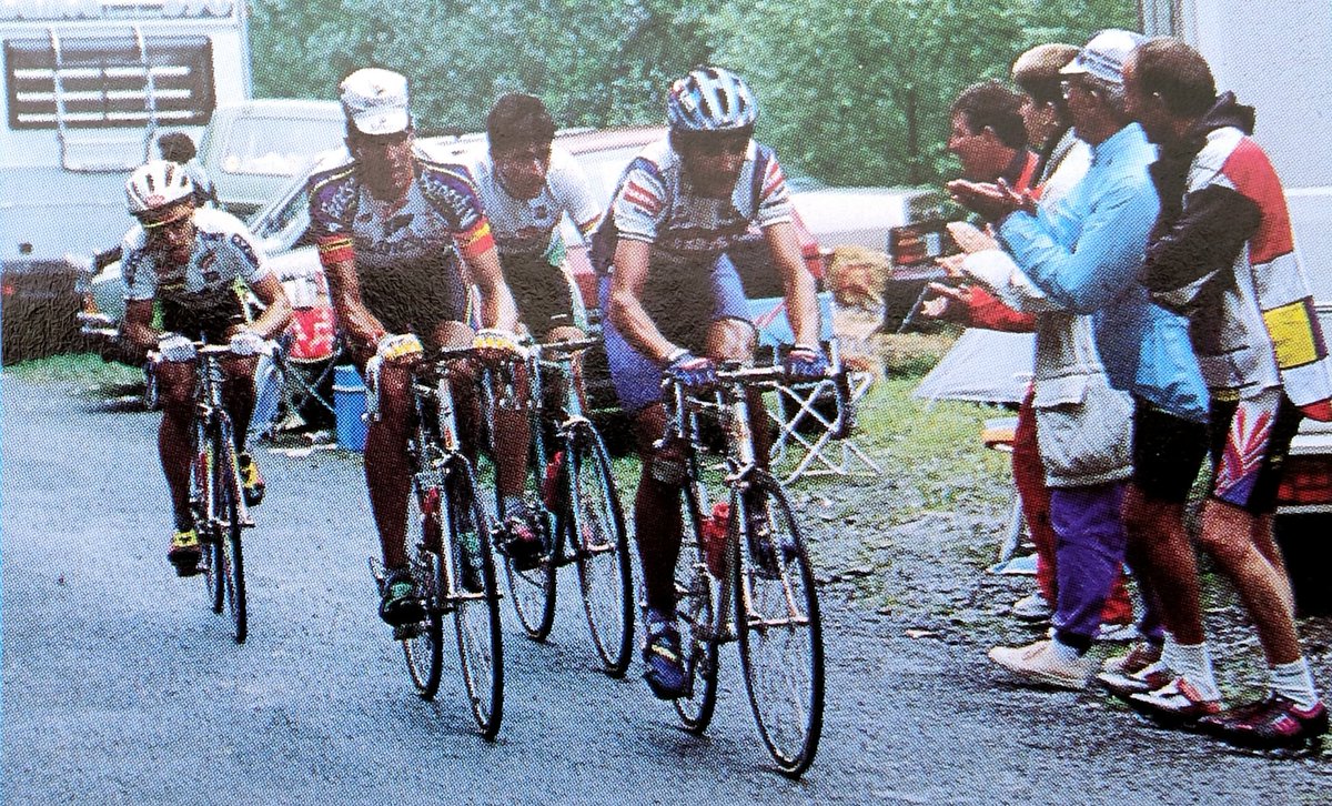 josean0728's tweet photo. Bugno,Mottet,Indurain &amp; Chiappucci en el #MarieBlanque 1992,los 4 primeros del Tour 91 le meterían 5 minutos en meta a Lemond.

La etapa,con final en Pau,fue ganada por el español Murguialday ante un jovencísimo Richard Virenque https://t.co/lciPdUiGsp