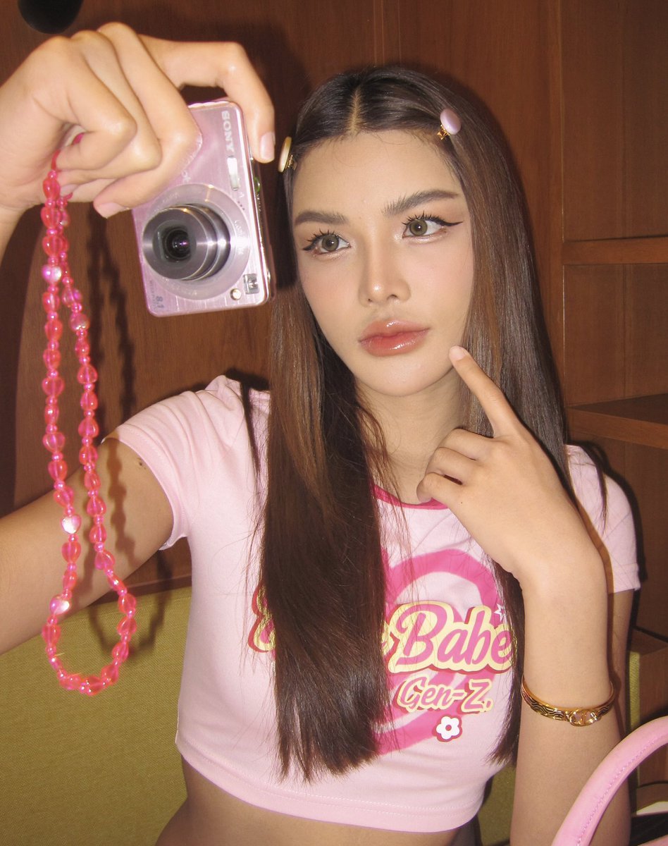 aoomkap's tweet photo. น้องหนมเบื้องเอง #อุ้มทวีพร #Aoomtwp https://t.co/OsyGiyDvK5