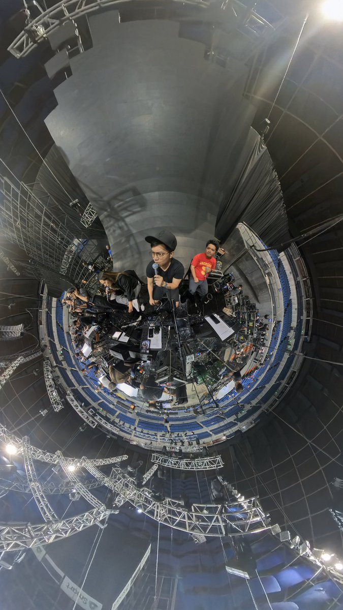 brenan_e's tweet image. #finalrunthru
#sarahgxbamboo
#backupsinger