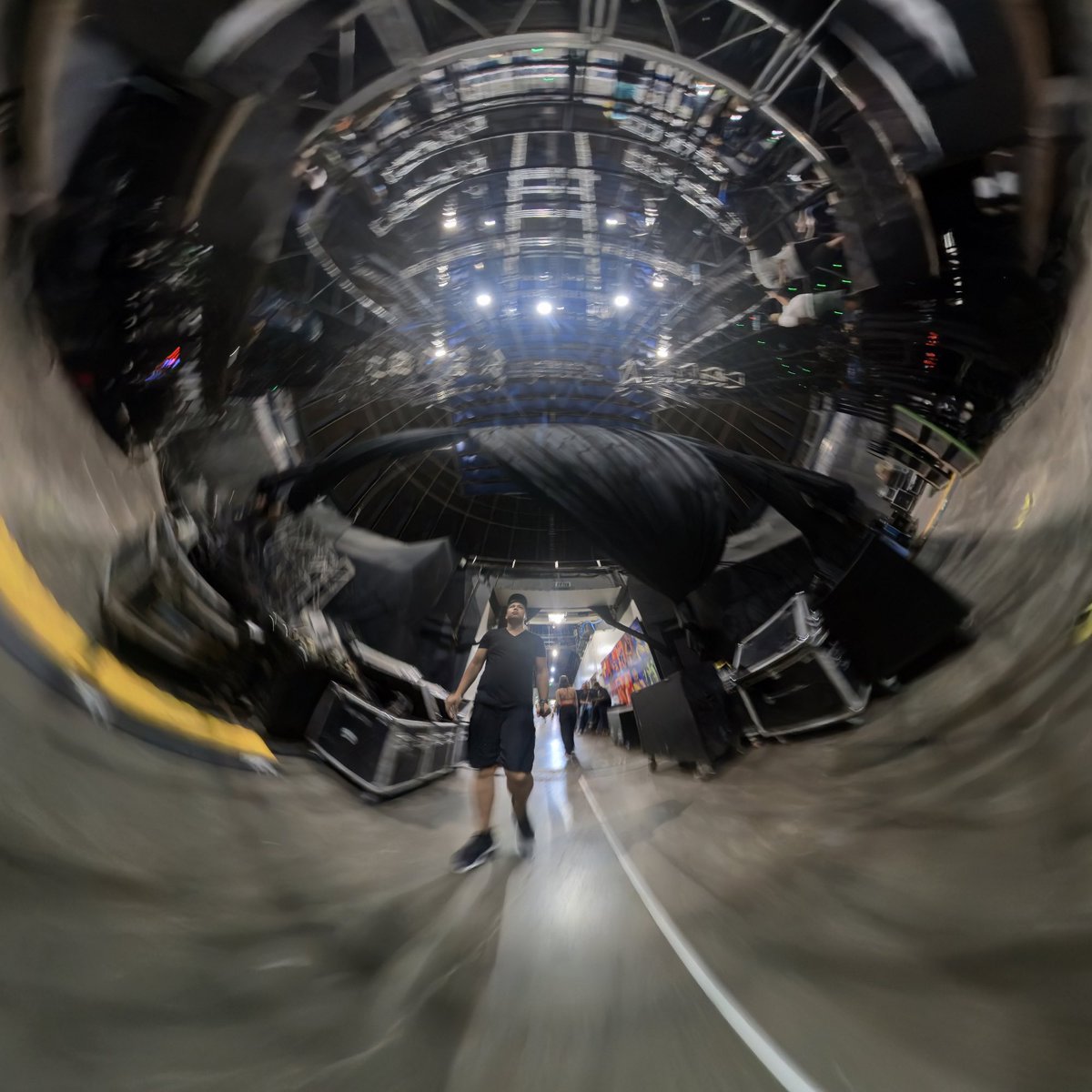 brenan_e's tweet image. #finalrunthru
#sarahgxbamboo
#backupsinger