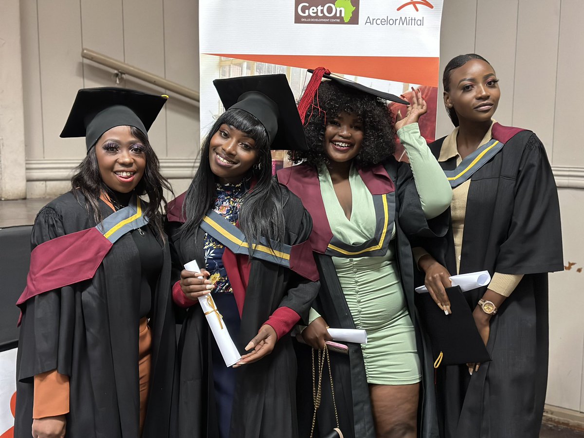 GetOnManager's tweet photo. GetOn Vaal Graduation https://t.co/0Mtyl8BR41