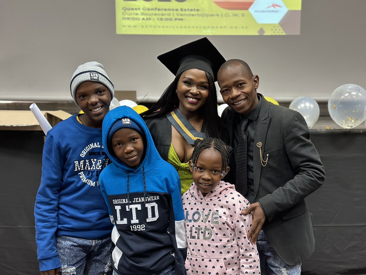 GetOnManager's tweet photo. GetOn Vaal Graduation https://t.co/0Mtyl8BR41