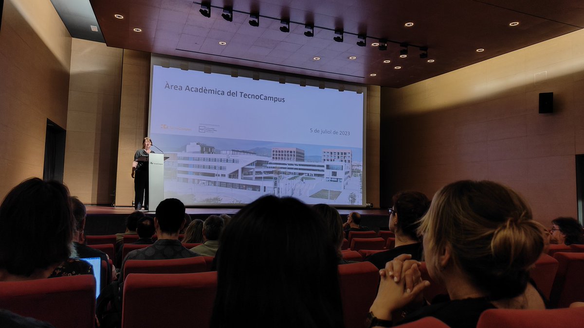 SQAI TecnoCampus (@tecnocampussqai) on Twitter photo La directora acadèmica <a href="/ElisaSayrol/">Elisa Sayrol</a> presenta les línies de desenvolupament de la Innovació en el model docent del Pla estratègic del <a href="/TecnoCampus/">TecnoCampus</a>, el recorregut fet fins ara i la importància de la recerca, la transferència de coneixement i l'emprenedoria. La directora acadèmica <a href="/ElisaSayrol/">Elisa Sayrol</a> presenta les línies de desenvolupament de la Innovació en el model docent del Pla estratègic del <a href="/TecnoCampus/">TecnoCampus</a>, el recorregut fet fins ara i la importància de la recerca, la transferència de coneixement i l'emprenedoria.