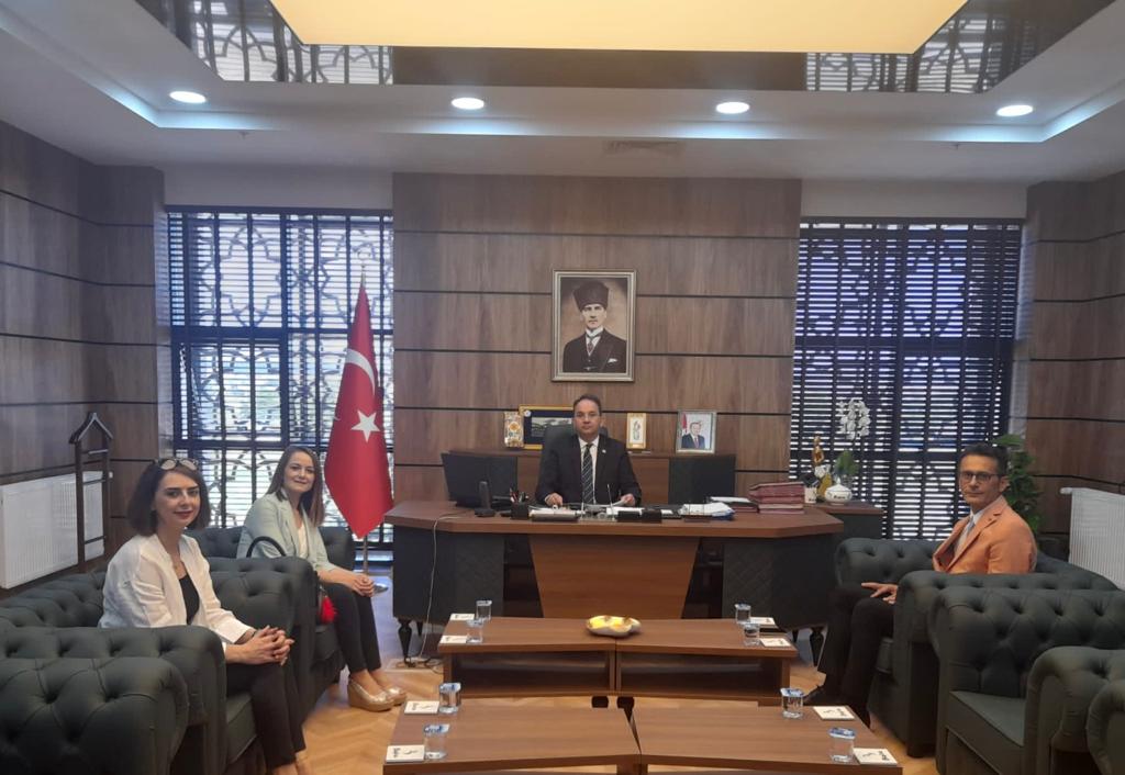 HasanCakinMTAL's tweet photo. Kaymakamımız Sayın @CevdetErturkmen ni okul yönetimi olarak ziyaret ettik. Okulumuzda yapılan çalışmalara sağladığı katkı için teşekkürlerimizi sunduk. @bafrakaymakam @samsunmem @bafra_mem https://t.co/BTSRpwe7vr