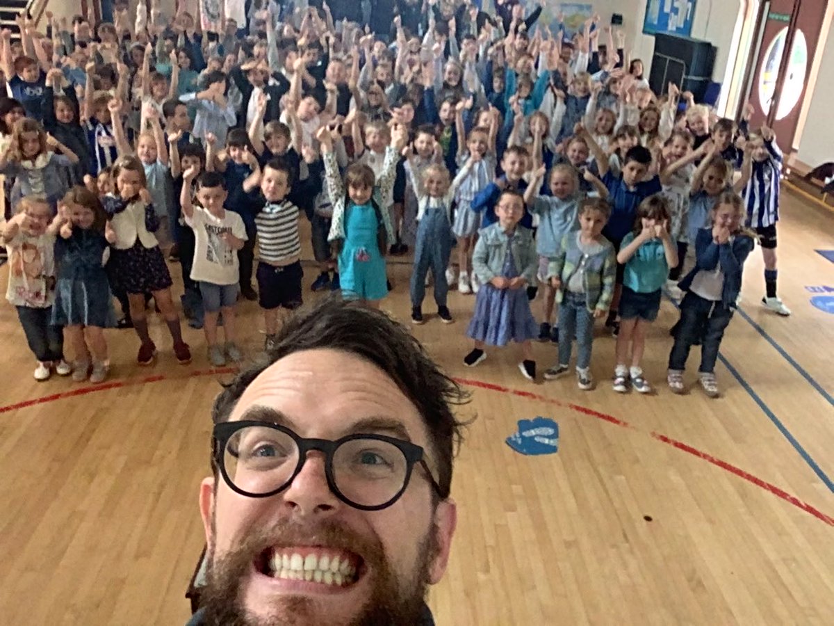 NPS5B's tweet photo. Lots of blue in school this morning for Mr P’s assembly on 75 years of the NHS! https://t.co/gurqNUPbtC