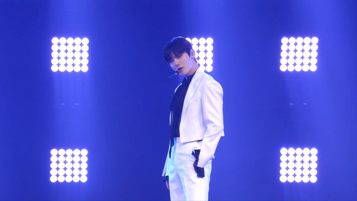 MINHYUN_PLEDIS's tweet photo. [SPECIAL VIDEO] 
'Hidden Side' Stage Cam @ 2023 Weverse Con Festival - 황민현 (HWANG MIN HYUN)

▶ https://t.co/qgoHKRAyXg

#황민현 #HWANGMINHYUN
#Truth_or_Lie #Hidden_Side https://t.co/aHiRJdVoZu