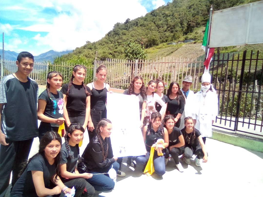 Día Patrio: 104, años de la muerte del Dr. José Gregorio Hernández. Parranda de San Pedro. U. E. Carmen Delia Artigas de Viloria. C.D.C.E. PARROQUIA LA PUERTA