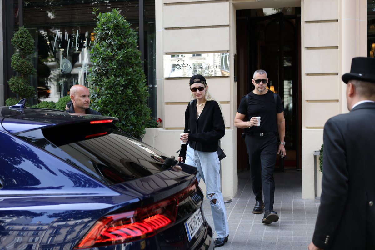 June 27, 2023: Gigi hadid leaving her hotel in Paris, France
📸: SplashNews
myqueengigi.sosugary.com/thumbnails.php…