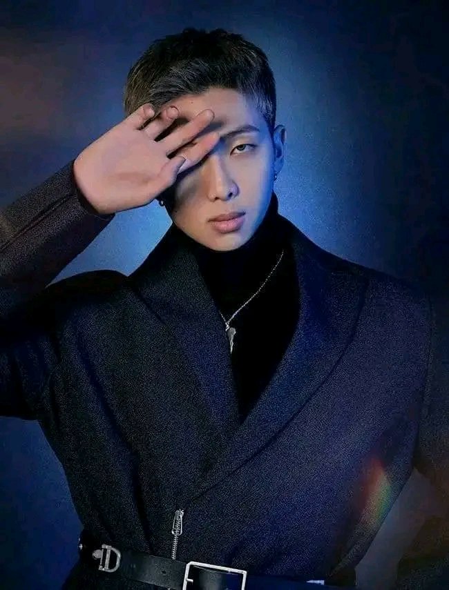 kimnamjoon (@kimnamjoon3107) on Twitter photo 