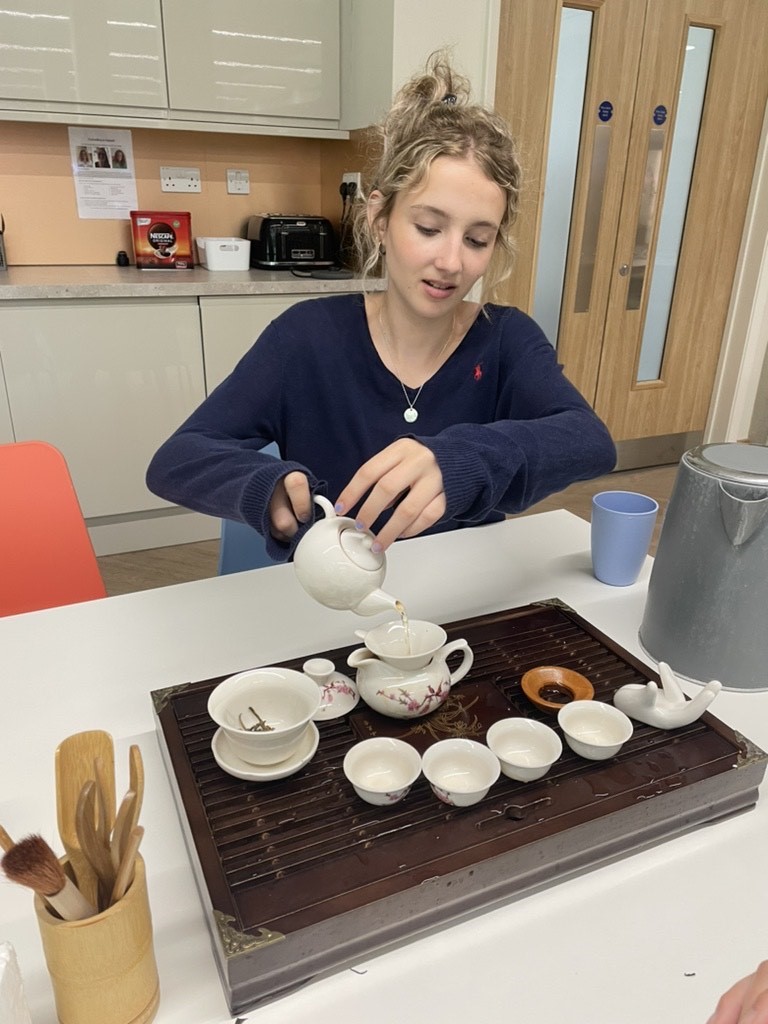 SHSK Languages tweet media