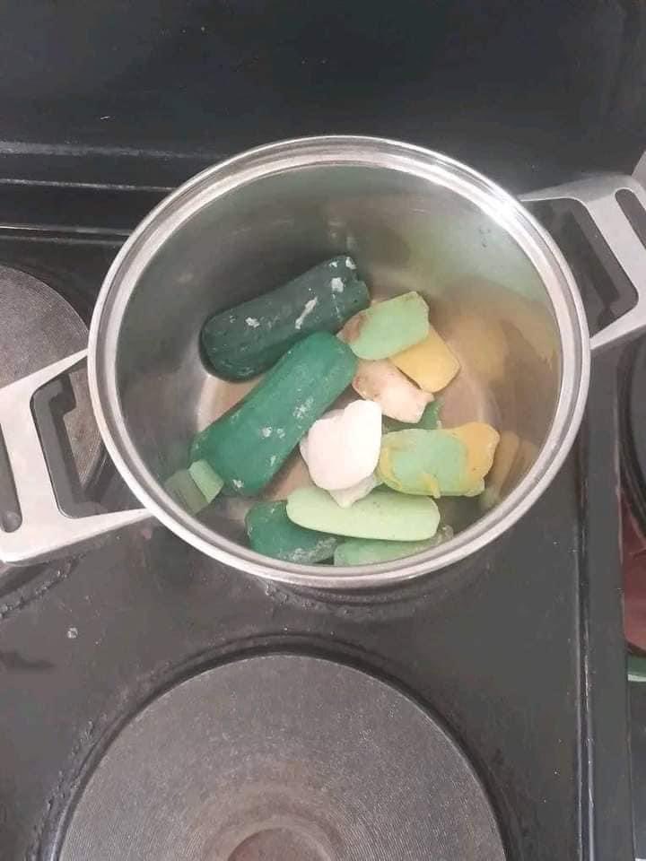 HermaineM's tweet photo. Don't throw away pieces of leftover soap bars. Recycle them to make a new soap bars like these ones below...⬇️ https://t.co/K6JiKr0oDc