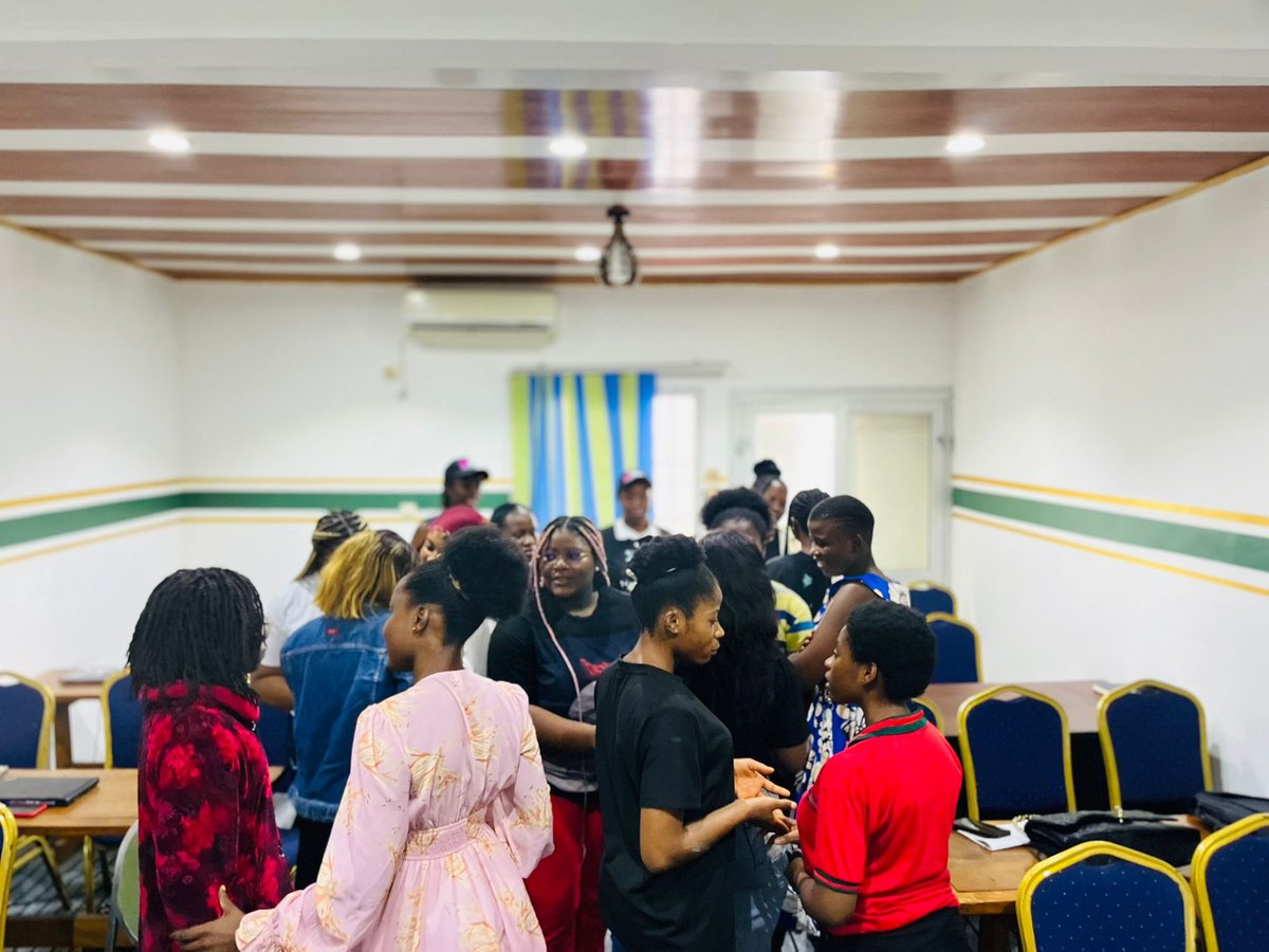 DataGirlTech1's tweet image. Excited to announce that our Holiday BootCamp has already started as promised.
Day1 done and dusted!
Looking forward to an exciting 3months of exchange with these great minds
Willing to catch up with a late registration?
Join us at datagirltech.com
#WebDevBootcamp